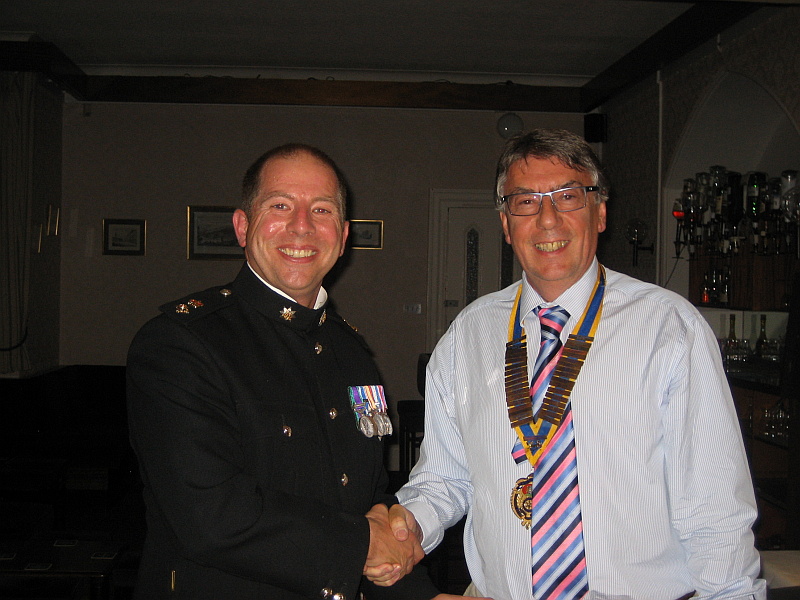 Lt Col Paul Morris with President Richard Poynter